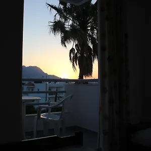 Hotel Elga 2*