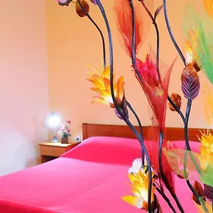 Hotel apartamentowy Nikos 2 & 2*