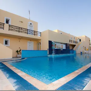 Aparthotel Manine 2*