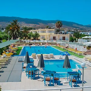 Niriides Hotel 3*