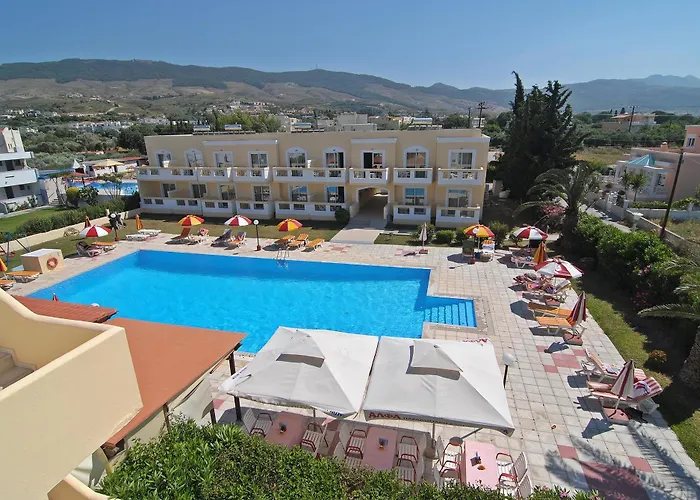 Iris Hotel Psalidi  photo