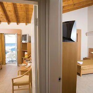 Hotel Aquis Marine 4*