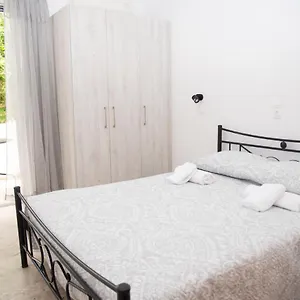 El Verano Apartment *