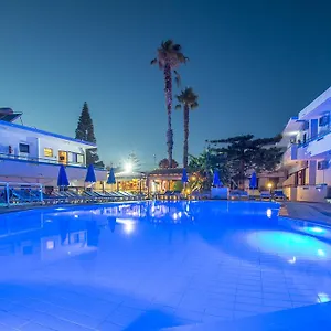 Yiannis Yard & Cós