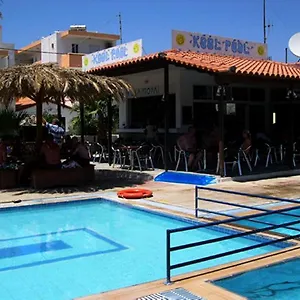 호텔 Peters Kool Pool And 3*